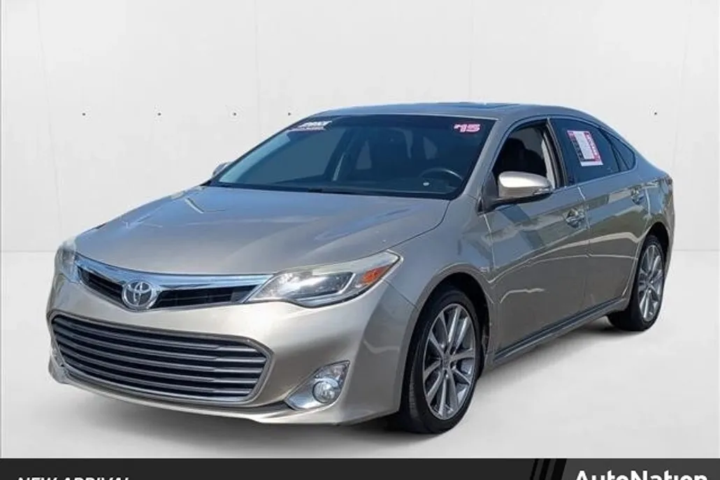 2015 Toyota Avalon XLE Touring photo 1