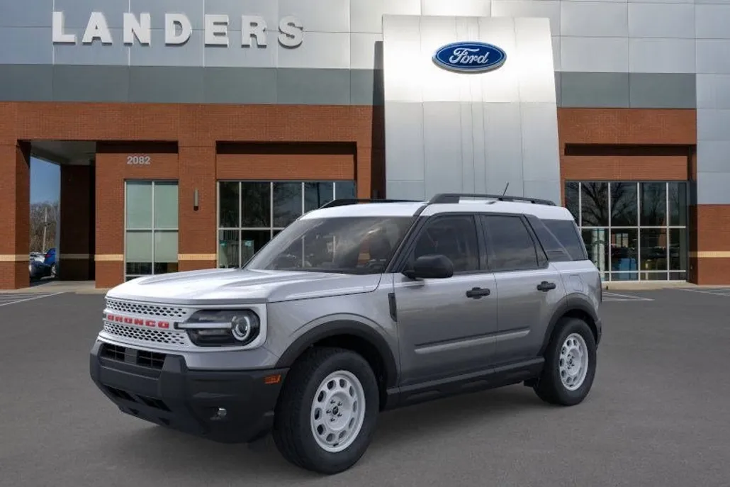2025 Ford Bronco Sport Heritage photo 1