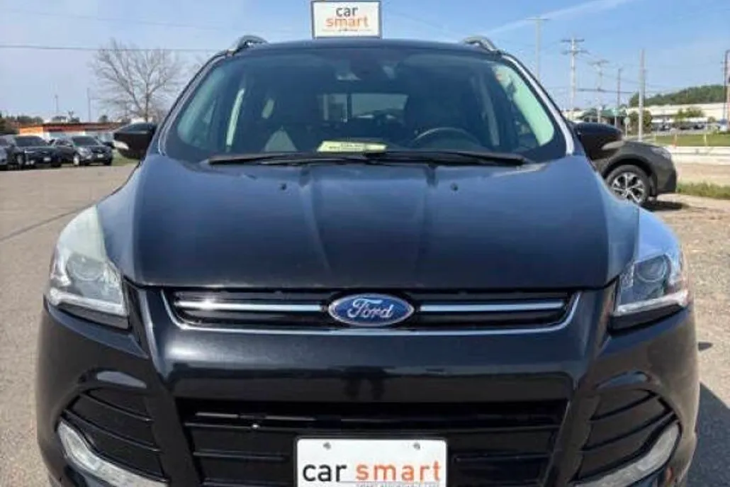 2014 Ford Escape Titanium photo 1