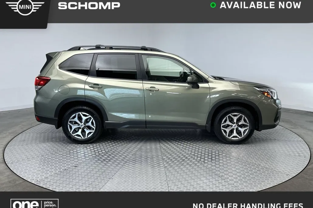2020 Subaru Forester Premium photo 1