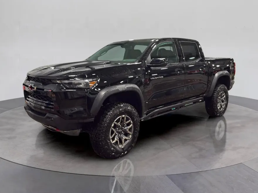 2025 Chevrolet Colorado ZR2 photo 1