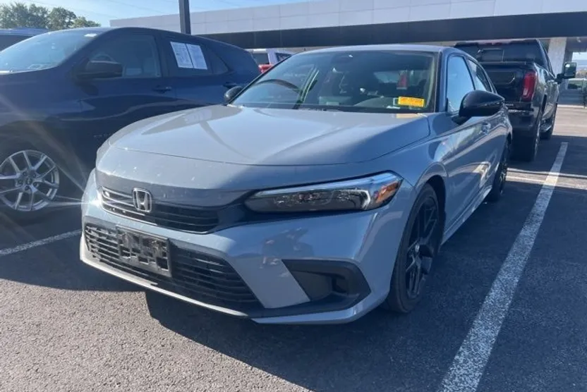 2024 Honda Civic Sport photo 1