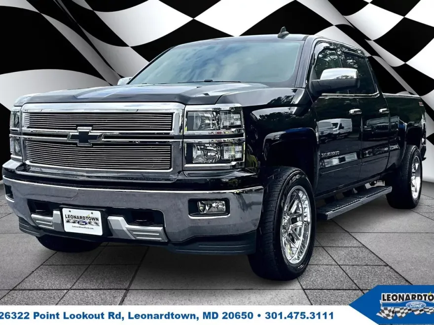 2015 Chevrolet Silverado 1500 LT photo 1
