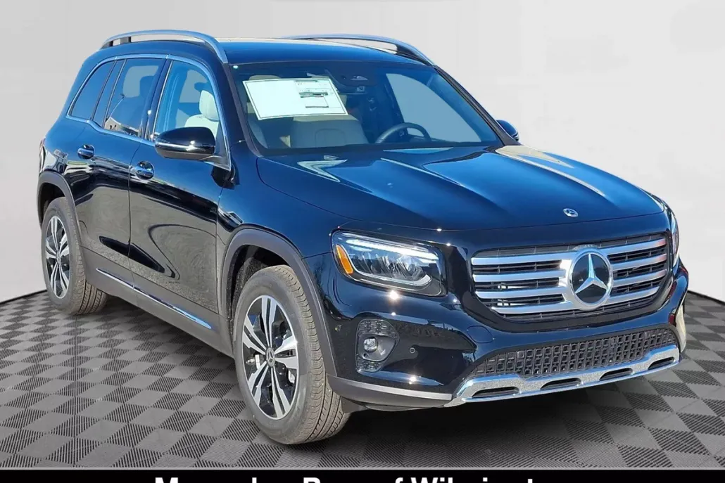 2025 Mercedes Benz GLB 250 4MATIC photo 1