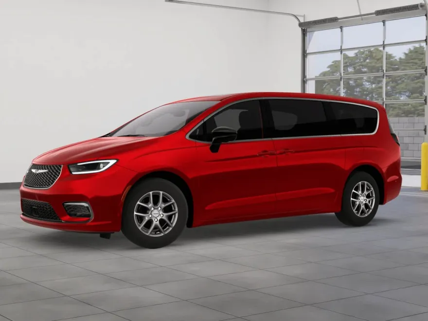 2026 Chrysler Pacifica photo 1