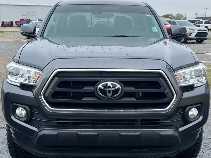 2023 Toyota Tacoma SR5 4x4 Double Cab photo 1