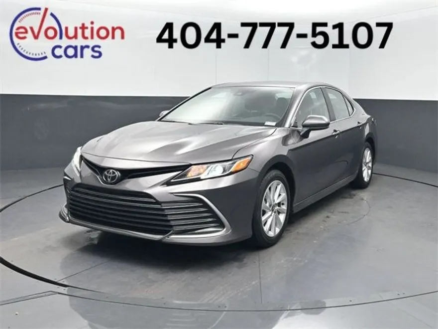 2024 Toyota Camry LE photo 1