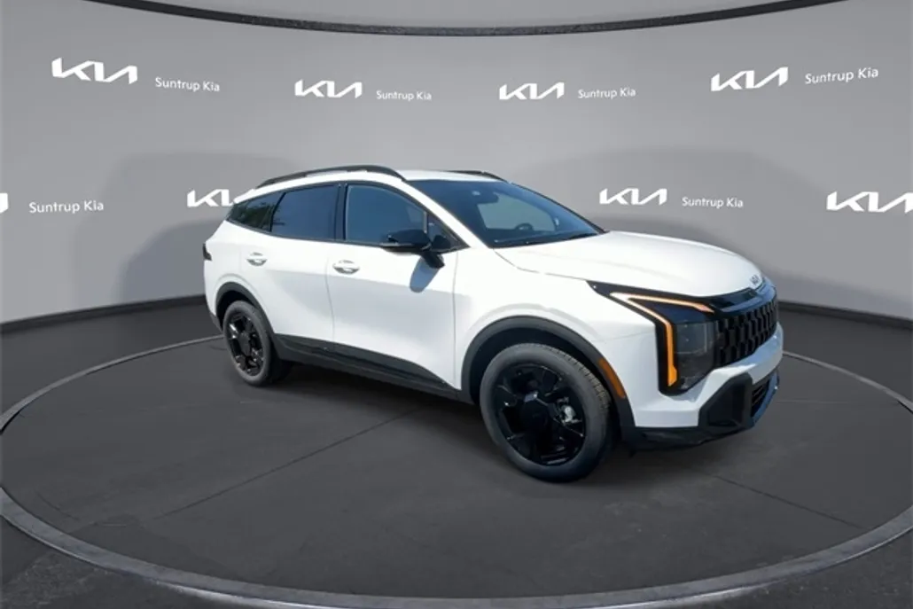 2026 Kia Sportage X-Line photo 1