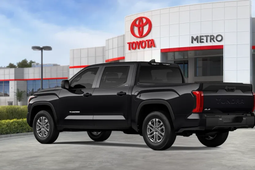 2026 Toyota Tundra SR5 CrewMax photo 1