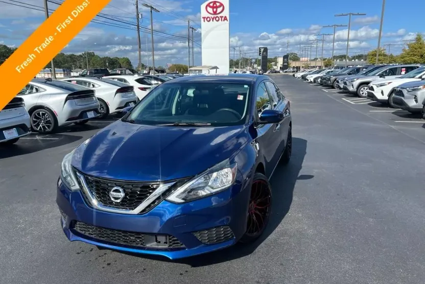 2019 Nissan Sentra S photo 1