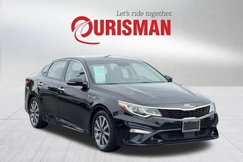 2019 Kia Optima EX photo 1