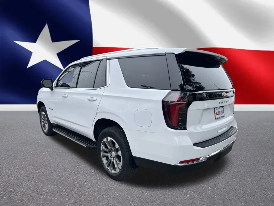 2025 Chevrolet Tahoe LS photo 1