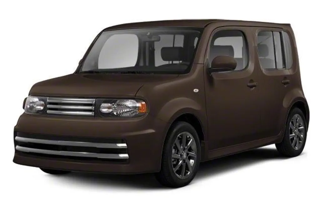 2012 Nissan Cube SL photo 1