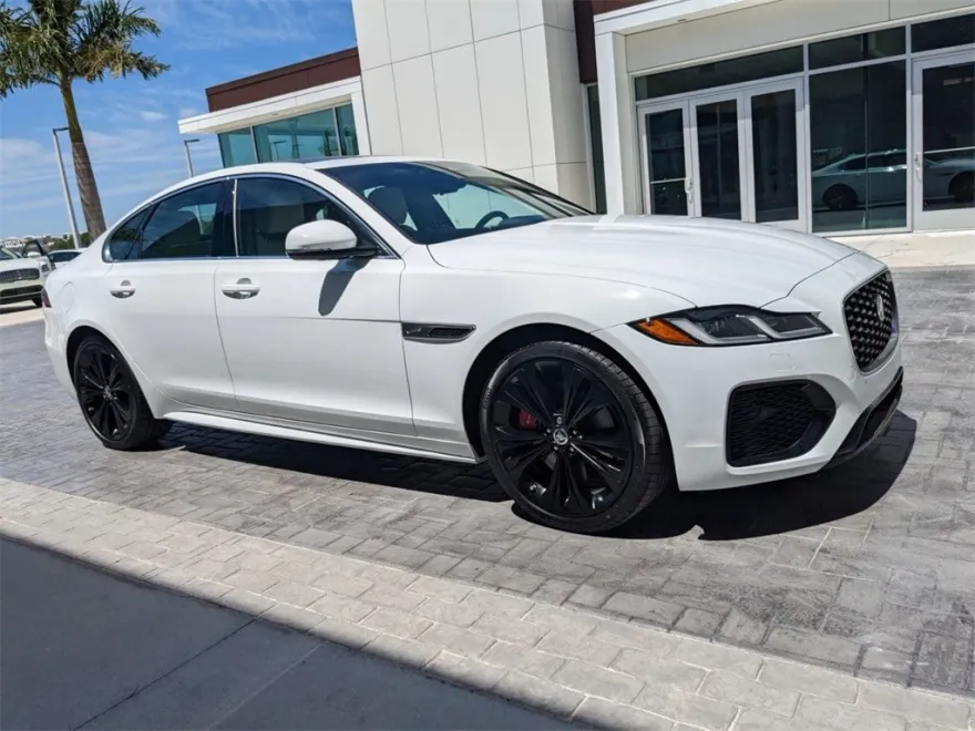 2024 Jaguar XF P300 R-Dynamic SE photo 2