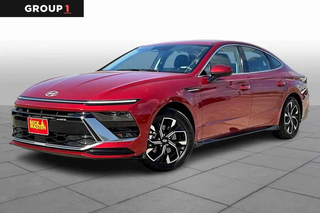 2025 Hyundai Sonata SEL photo 1
