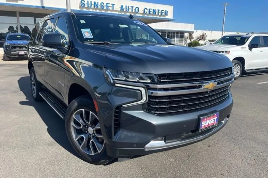 2021 Chevrolet Tahoe LT photo 1