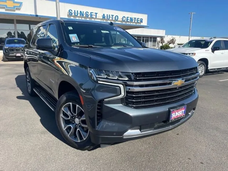 2021 Chevrolet Tahoe LT photo 1