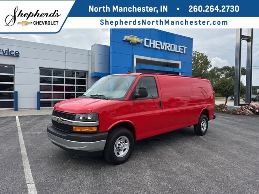 2025 Chevrolet Express Cargo 3500 photo 1