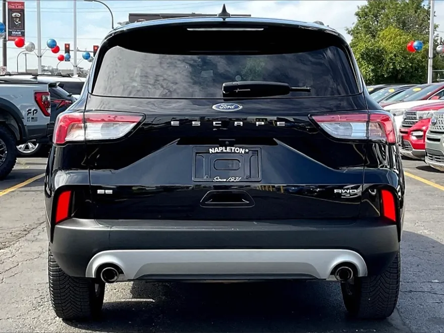 2022 Ford Escape SE photo 1