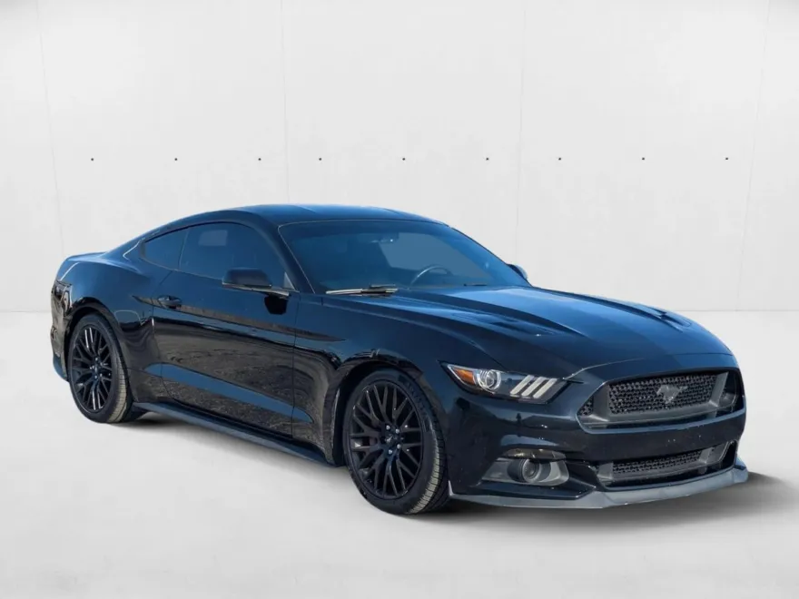 2015 Ford Mustang GT Premium photo 1