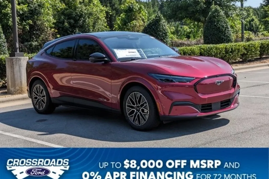 2025 Ford Mustang Mach-E Premium photo 1