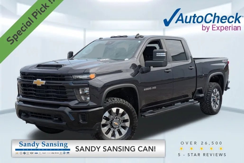 2024 Chevrolet Silverado 2500HD Custom photo 1