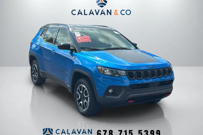 2024 Jeep Compass Trailhawk photo 1