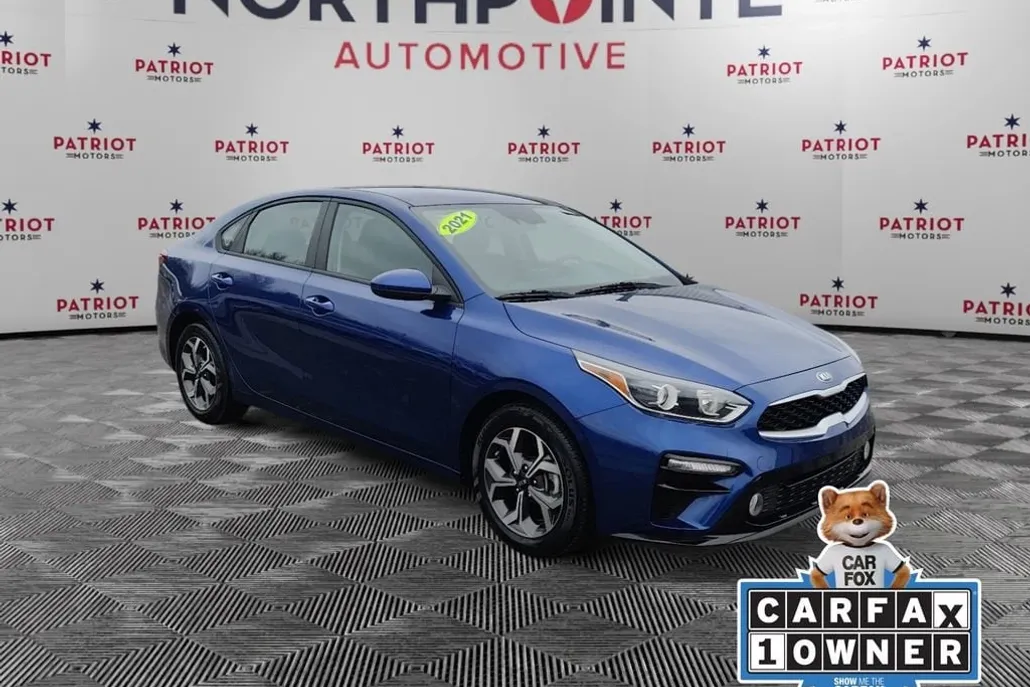 2021 Kia Forte LXS photo 1