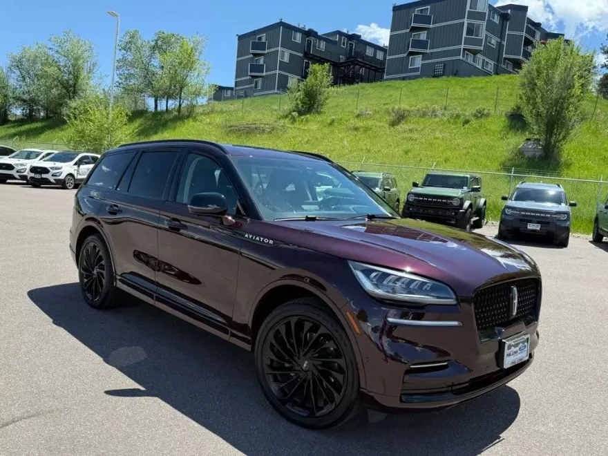 2024 Lincoln Aviator Reserve photo 1
