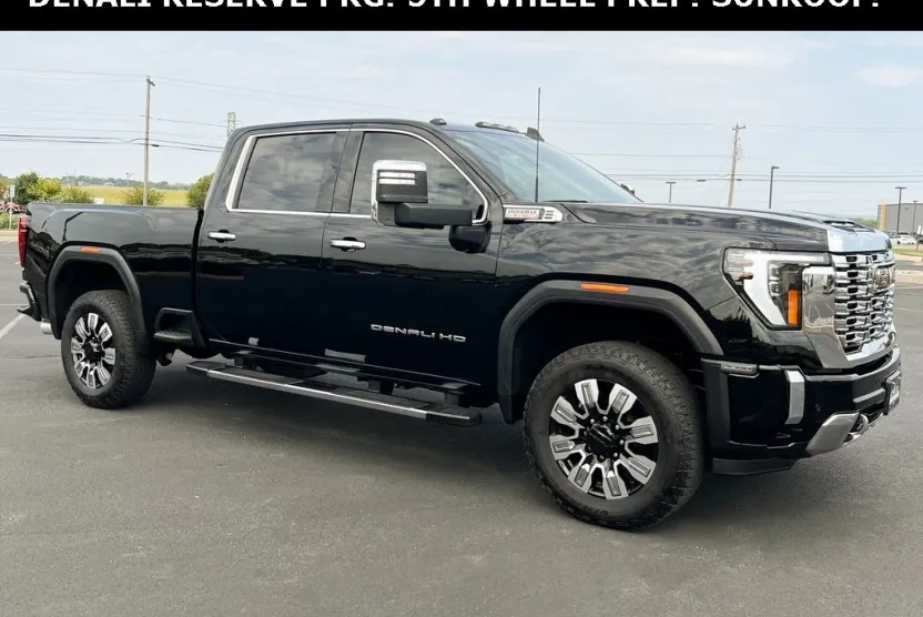 2024 Gmc Sierra HD Denali photo 1