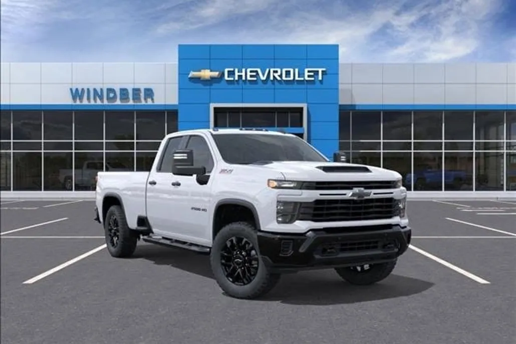 2026 Chevrolet Silverado 2500HD Custom photo 1