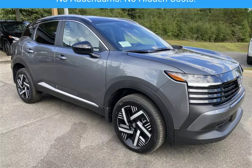 2026 Nissan Kicks SV photo 1