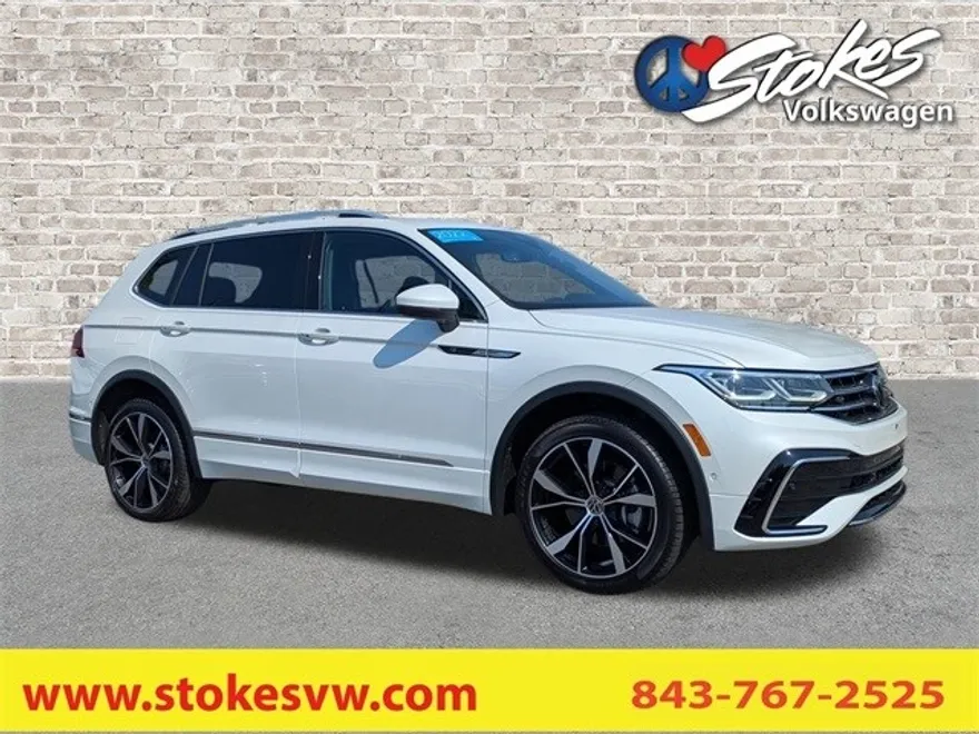 2022 Volkswagen Tiguan SEL Premium R-Line photo 1