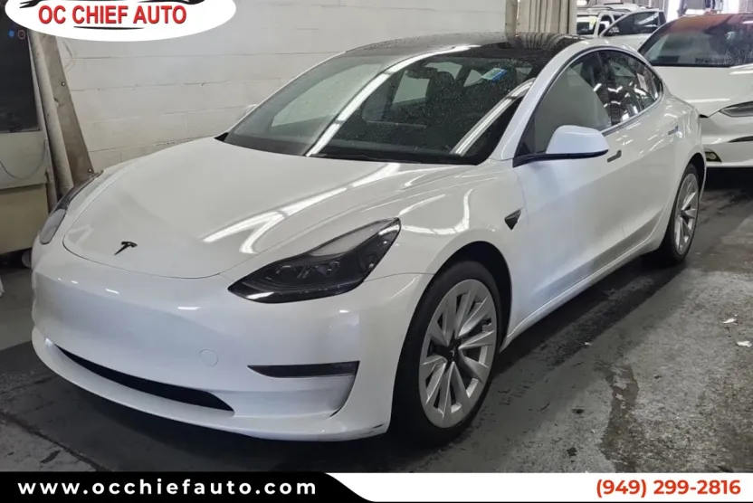 2022 Tesla Model 3 Long Range photo 1