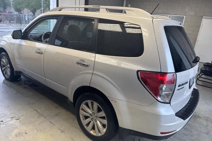 2013 Subaru Forester 2.5X Touring photo 1