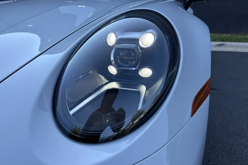 2024 Porsche 911 T photo 1