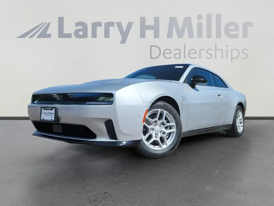 2025 Dodge Charger Daytona R/T photo 1