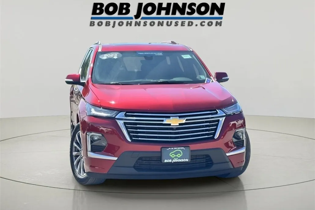 2023 Chevrolet Traverse Premier photo 1