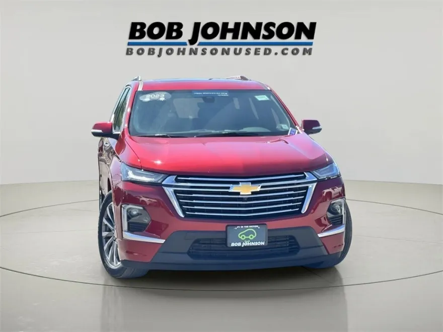 2023 Chevrolet Traverse Premier photo 1