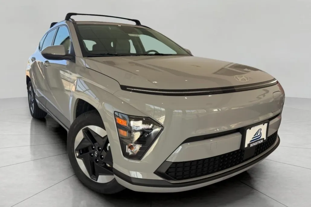 2024 Hyundai Kona Electric SEL photo 1