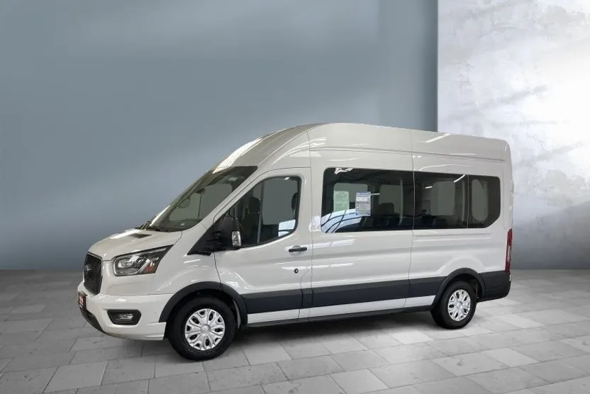 2023 Ford Transit Passenger XL photo 1