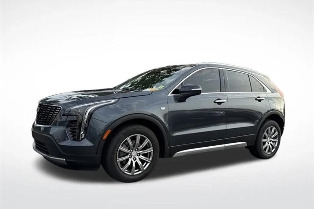 2021 Cadillac XT4 Premium Luxury photo 1