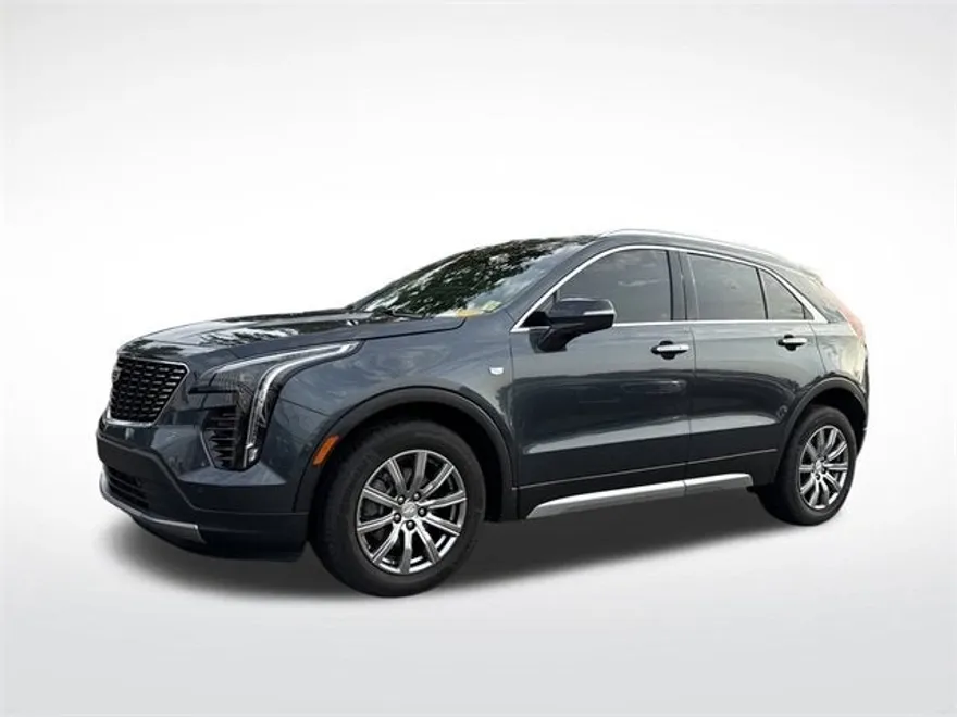 2021 Cadillac XT4 Premium Luxury photo 1