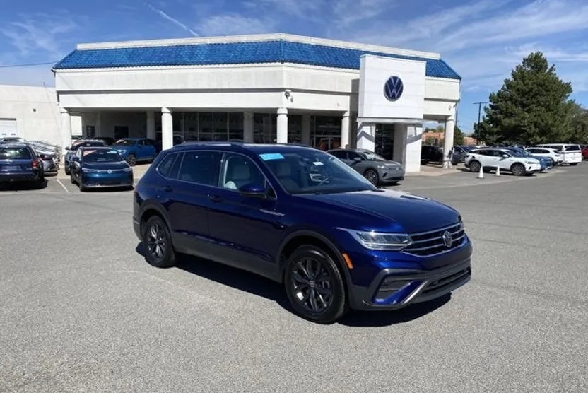 2024 Volkswagen Tiguan SE Wolfsburg Edition photo 1