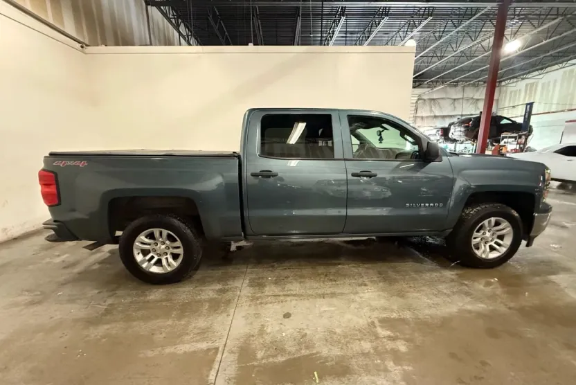 2014 Chevrolet Silverado 1500 LT photo 1