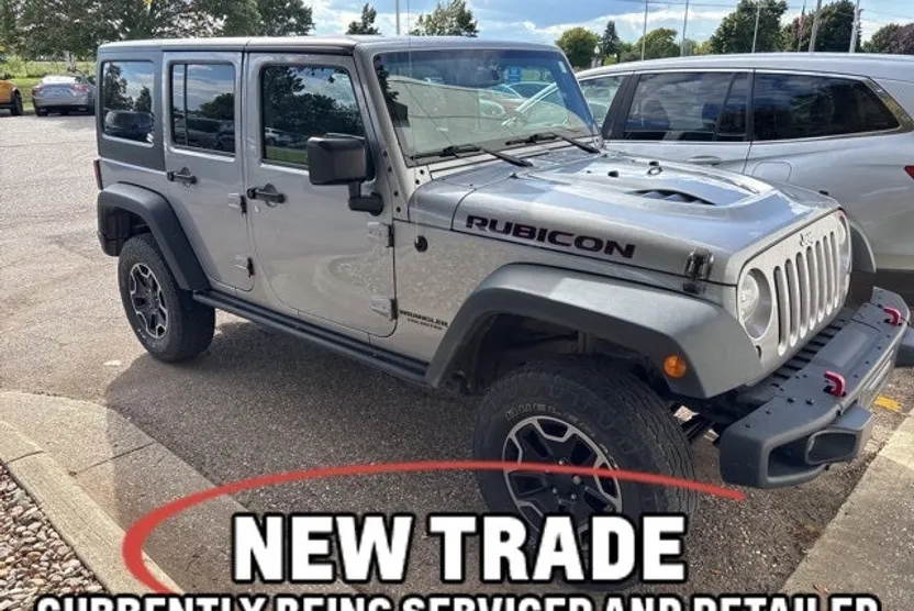 2016 Jeep Wrangler Unlimited Rubicon photo 1