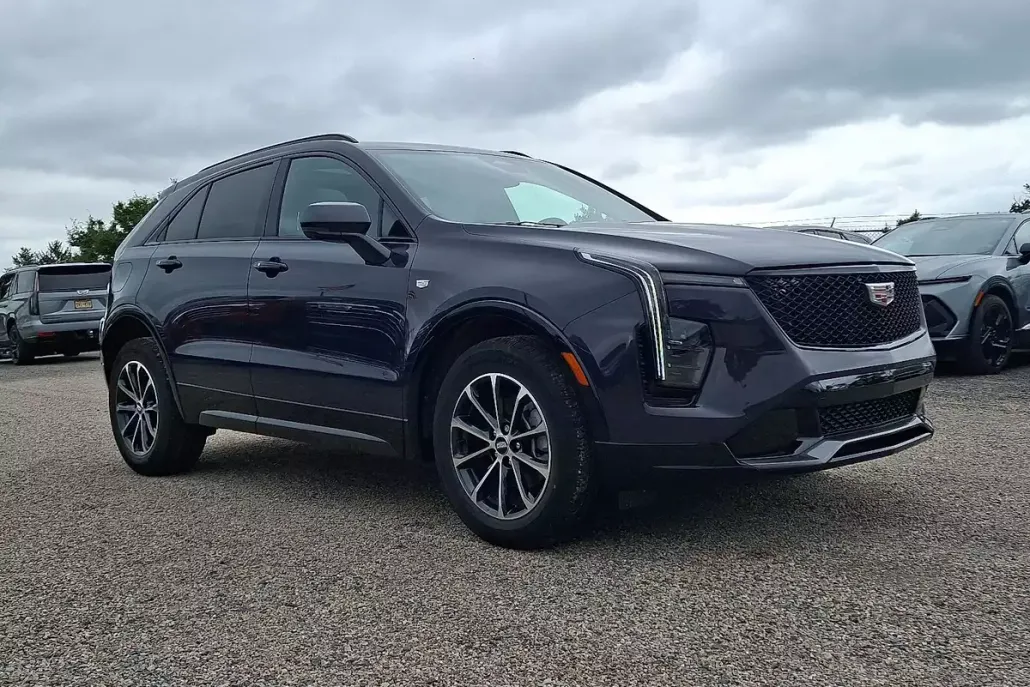 2025 Cadillac XT4 Sport photo 1