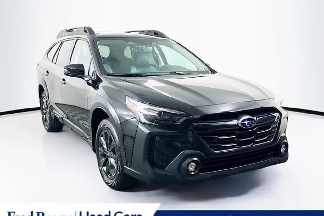 2023 Subaru Outback Onyx Edition photo 1