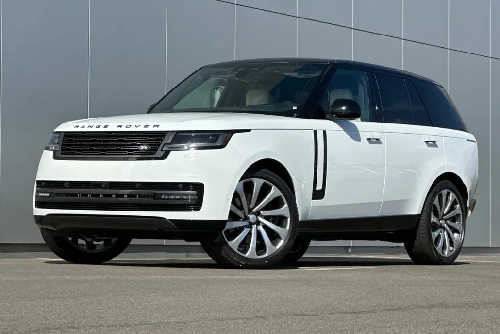 2025 Land Rover Range Rover SE photo 1