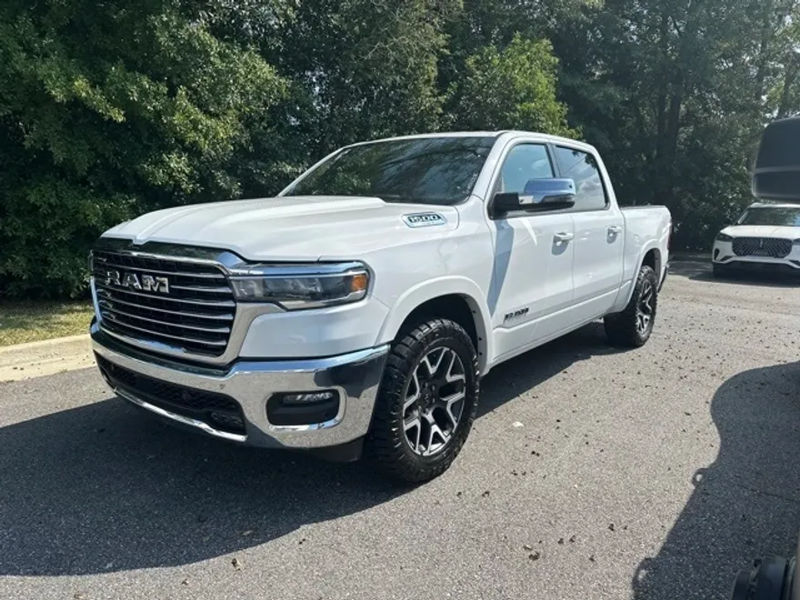 2025 Ram 1500 Laramie photo 1
